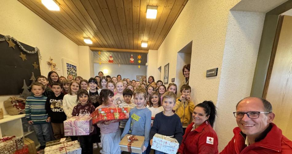 Kinder helfen Kindern